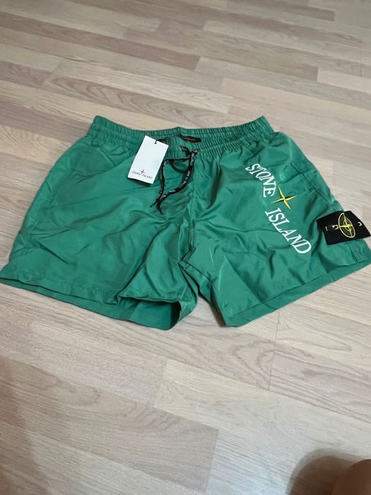 Къси шорти,бански