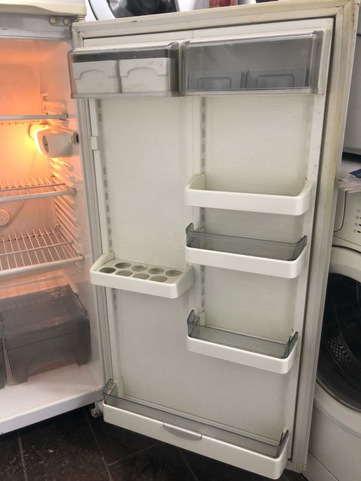 Холодиьник рабочий