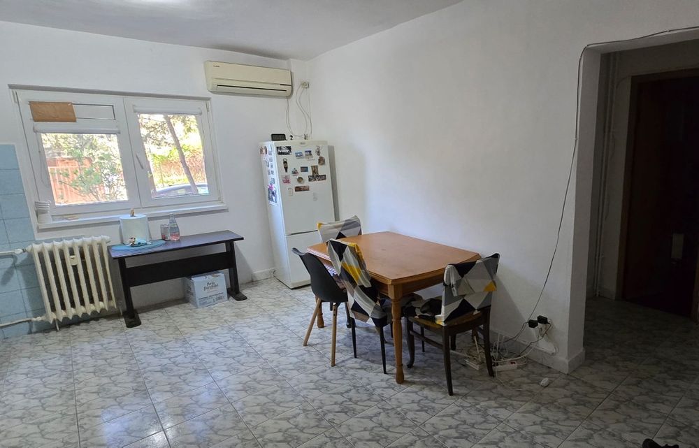 Închiriez apartament 2 camere Piața Muncii- București