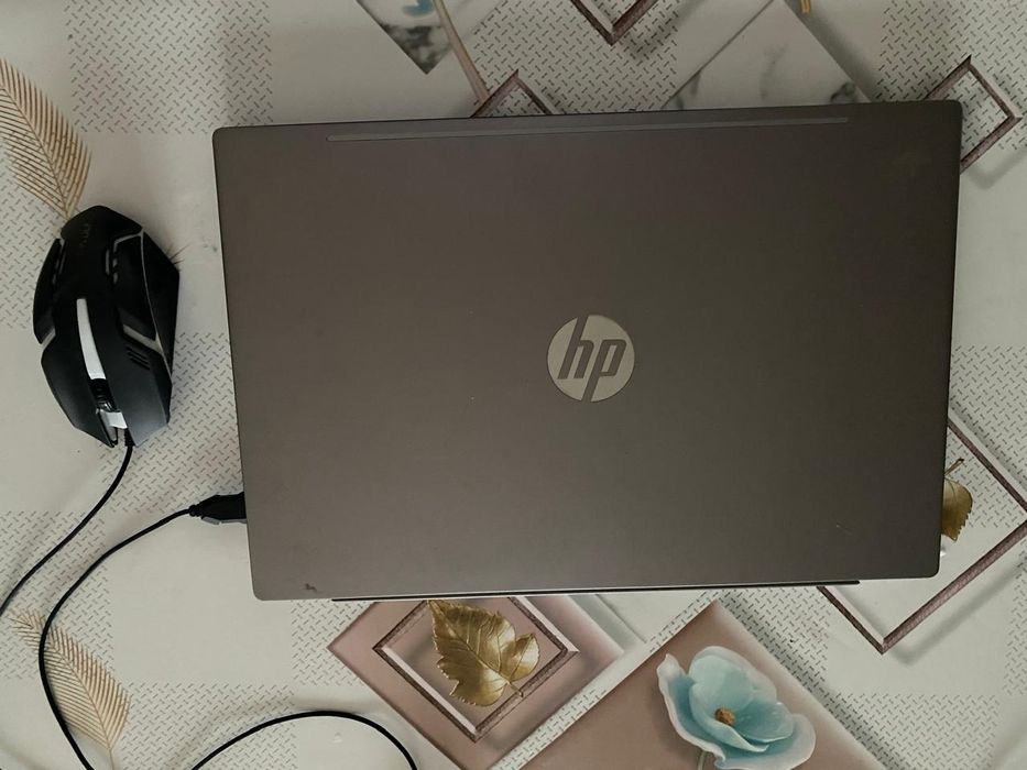 Компьютер и ноутбук вместе