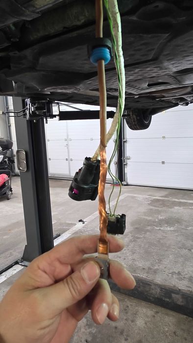 Service auto, reparatii electrice, clablaje, diagnoza, programari soft