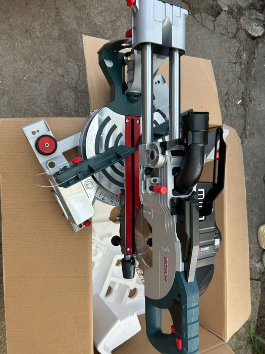 Circular Bosch 18V GCM 18V-216 Nou Biturbo Brushless 1600w