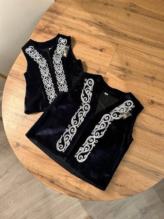 Национальные жилетки девочкам