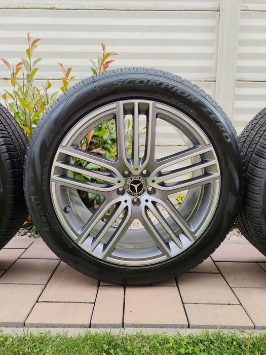 Vând jante Mercedes GLS/ GLE/GLE coupe W167  pe 21" originale anvelope Pirelli all season  noi