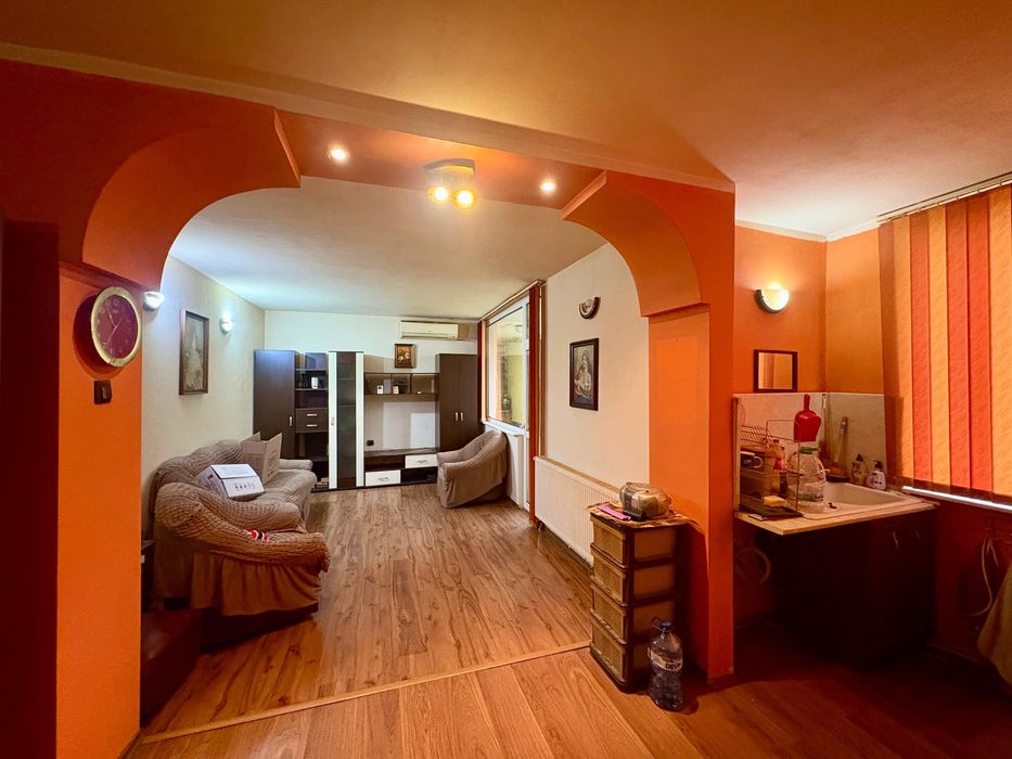 Газифициран Четиристаен Тухлен Апартамент , гр. Търговище кв. Вароша