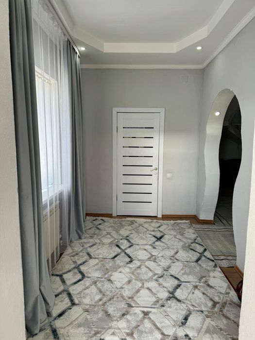 Продам двух этажный коттедж