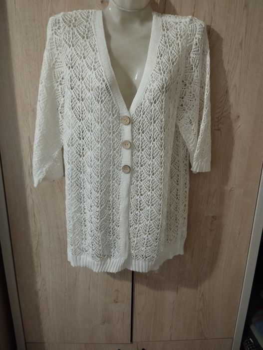 Продам новые майки размер 52-54