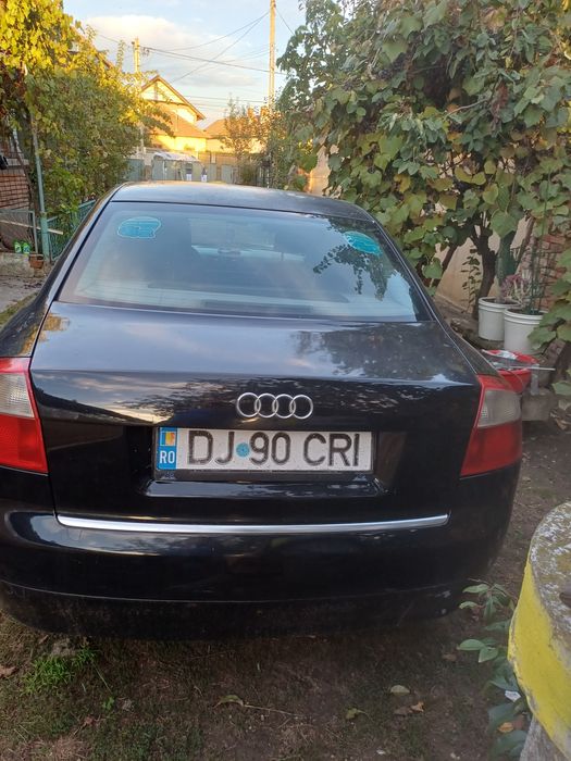 AUDI A4 2004 — imagine 2