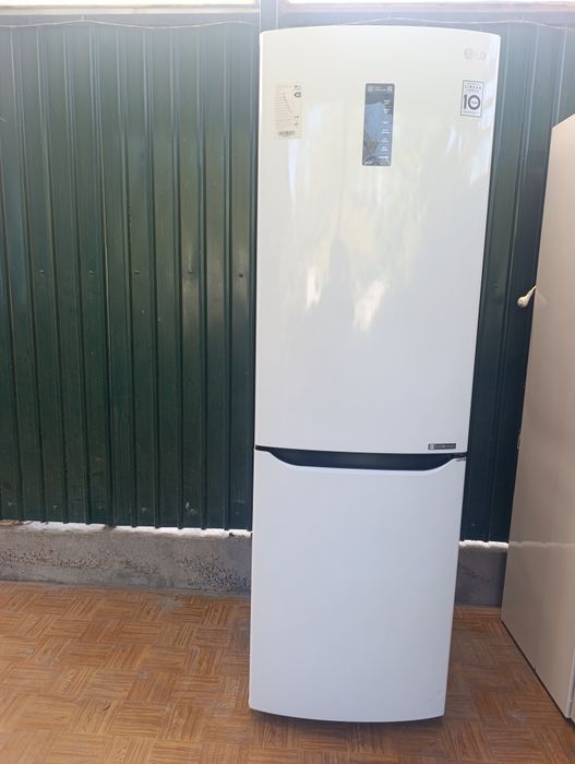 Продам холодильник lg
