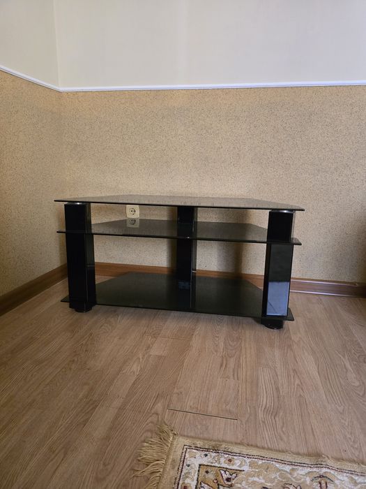 ТВ подставка. Очень качественная, добротная