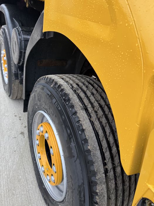 Autobasculanta RENAULT KERAX 8x4 {trakker }