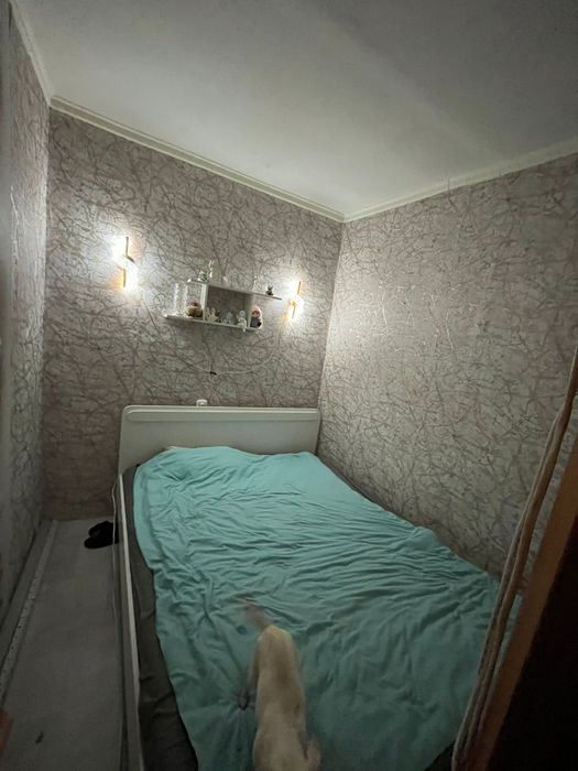 Продам квартиру двух комнатную.