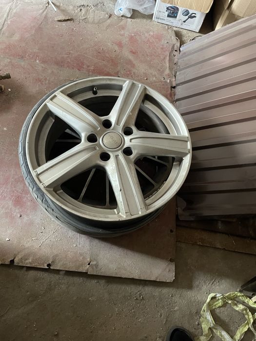 Продам диск на  17 радиус