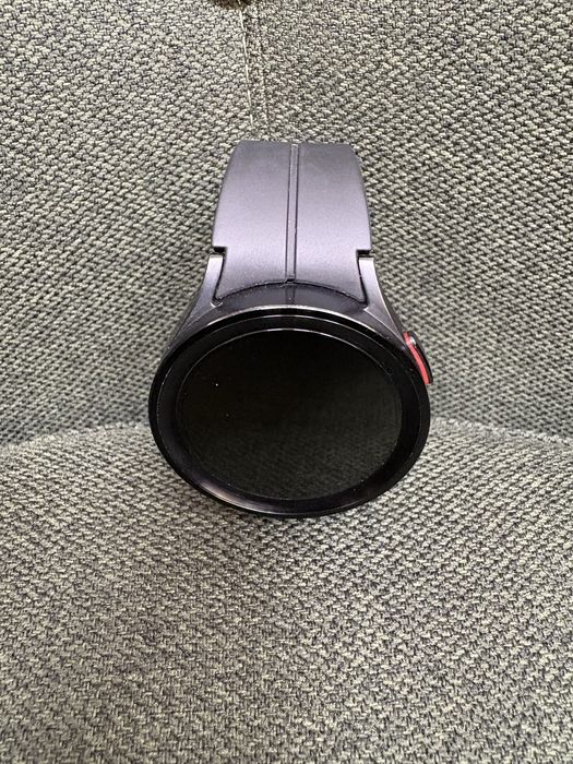 Samsung Galaxy Watch5 Pro 45 mm – Titanium – Black