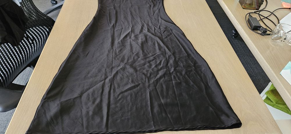 Rochie midi neagra de vara