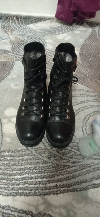 Ayollar etigi sotaman