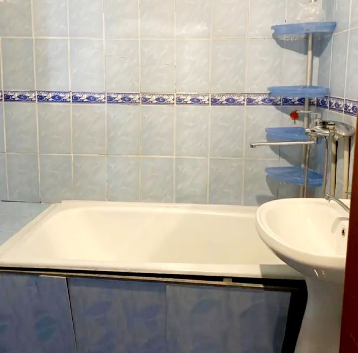 продам 3-х ком. гарышкер 4-этаж