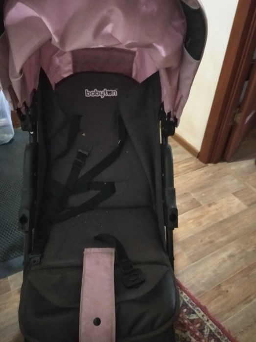 Прогулочная коляска