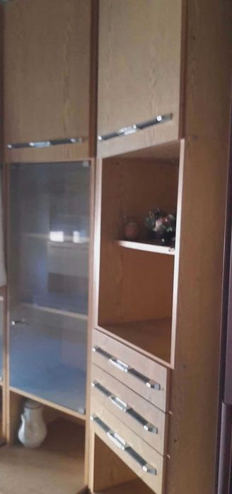 Къща с двор 1500 кв.м, кладенец и две постройки в гр. Бяла черква