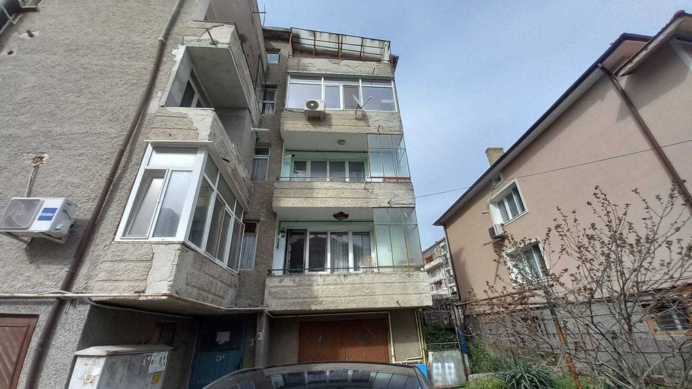 Продава се Многостаен апартамент в Разград, Варош - 104 кв.м за 1226 €/кв.м - Снимка #16