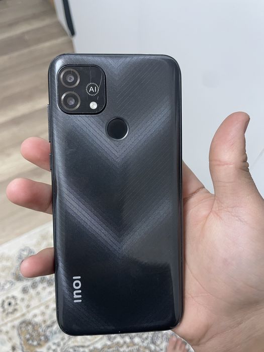 продам телефон работает срочно 8к