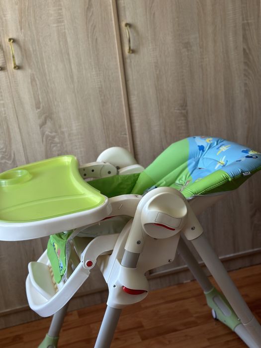 Детский стол для кормления