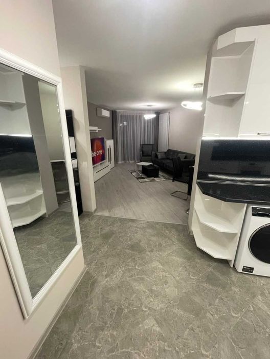 Дава се под наем Двустаен апартамент в София, Студентски град - 70 кв.м за 663 € - Снимка #1