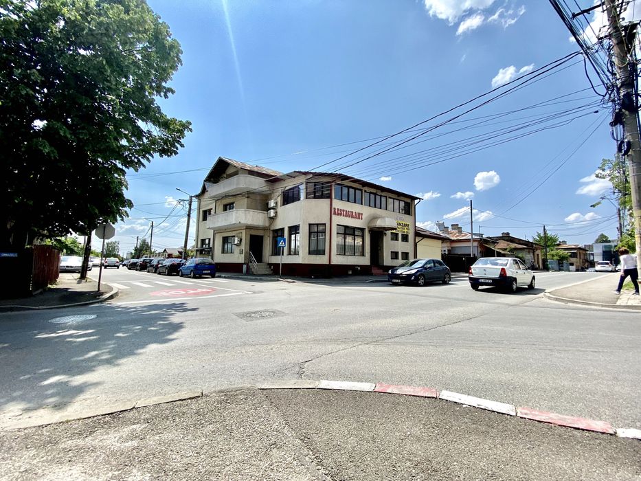 Clădire Multifuncțională de Vânzare – Târgoviște, Zona Centrală