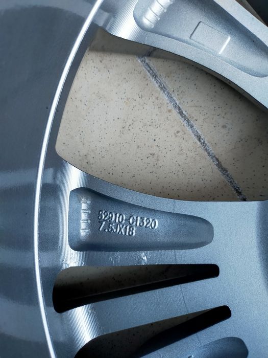 Диски оригинал r18 Hyundai, Kia