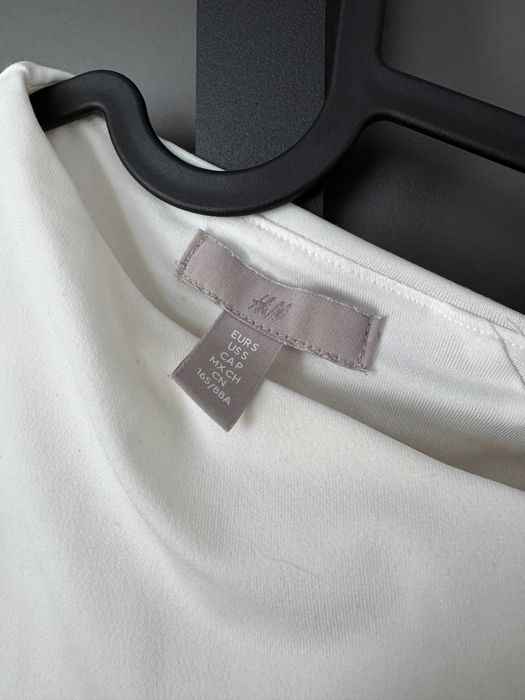 Потници на H&M, S номер, по 3 евро