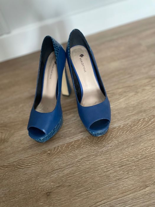 Туфли нарядные летние