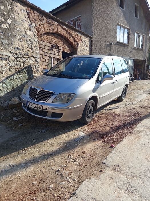 Ланчия Phedra 2.2 дизел