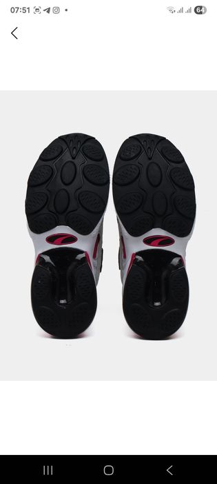 Puma venom black-fuchsia purple