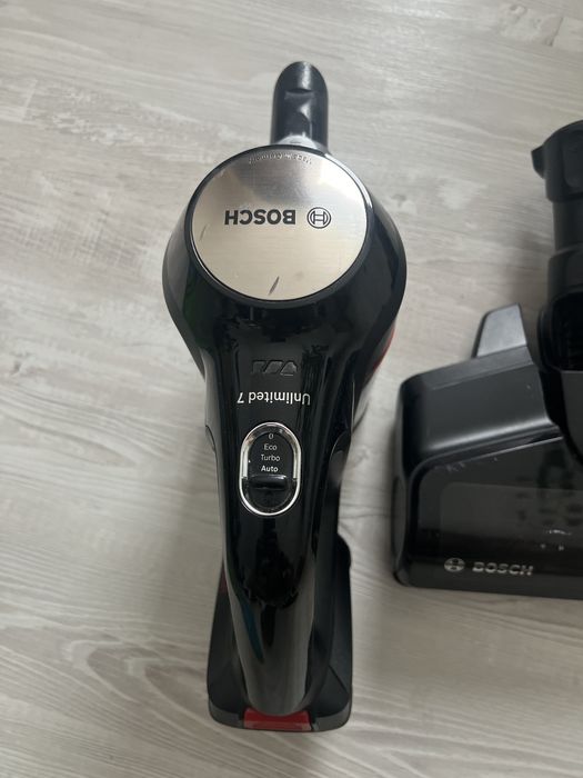 Прахосмукачка Bosch Unlimited 7