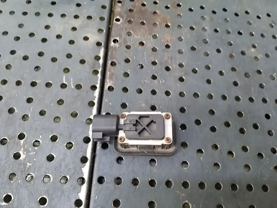 Switch deschidere haion land rover range rover evoque 2 l551