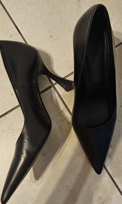 Pantofi cu toc pentru dama