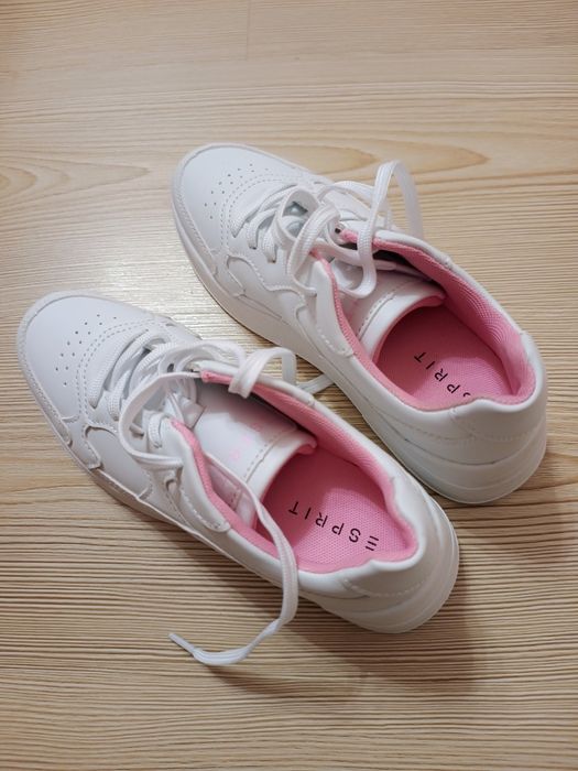 Маратонки за момиче