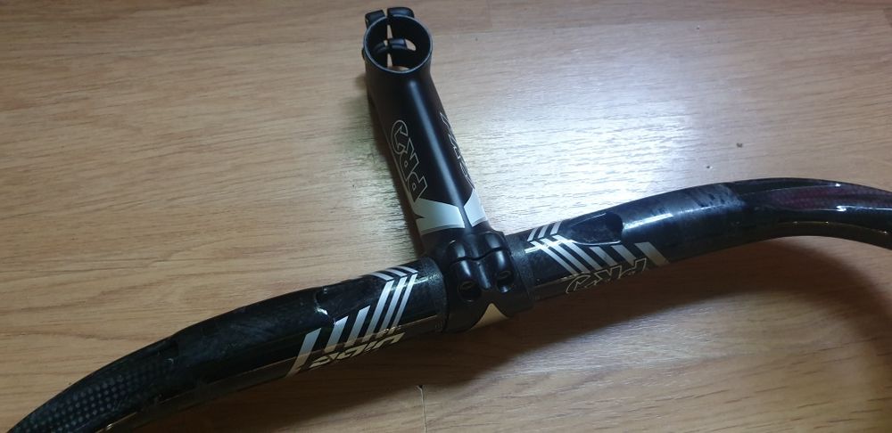 Ghidon Pro VIBE carbon + tija ghidon Al de 114mm