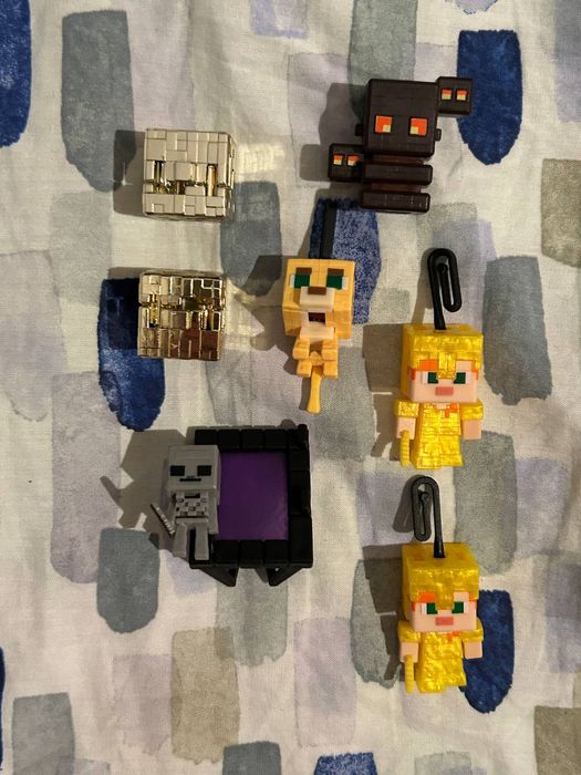Minecraft Киндер фигурки