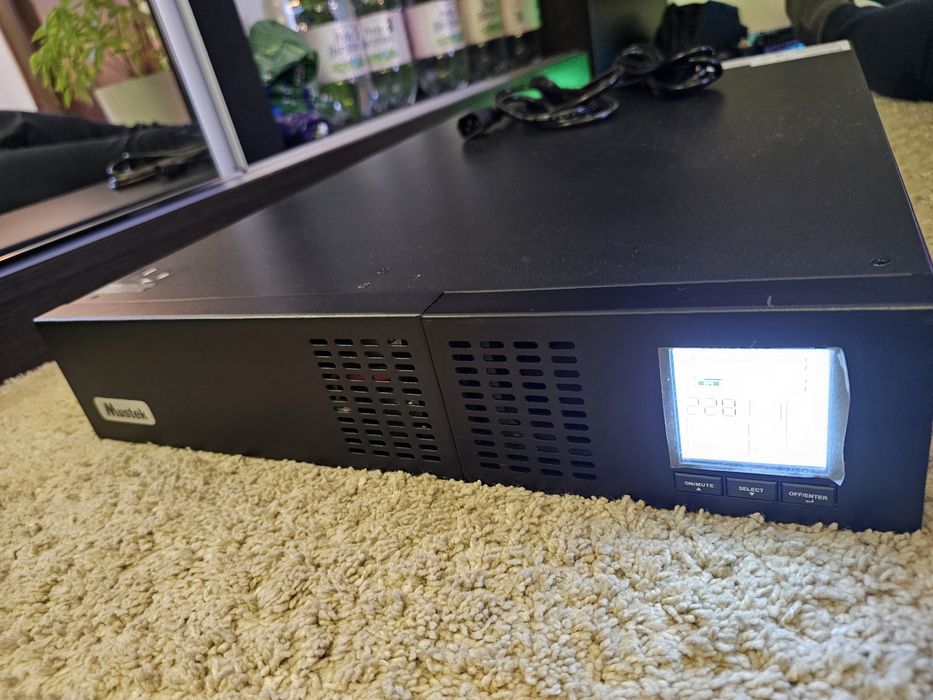 Vand ups Mustek PM3000 NetGuard