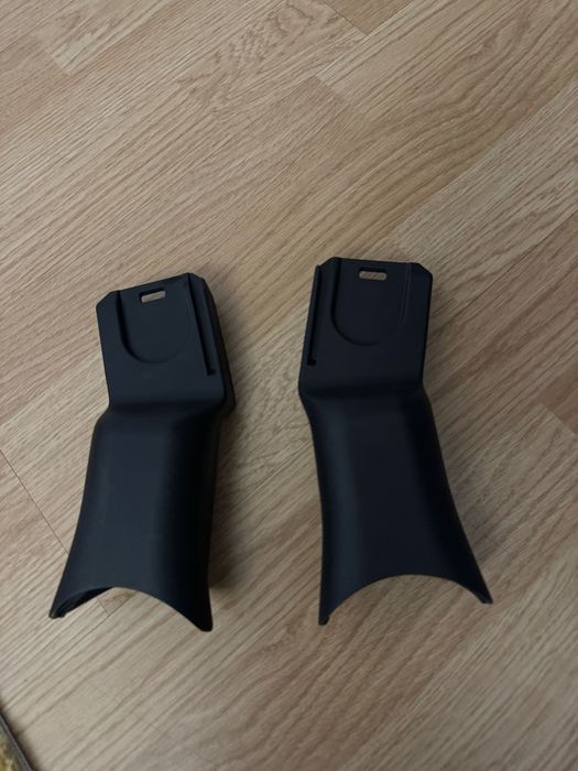 Scoica Cybex Cloud G, bază isofix pentru scoica si scaun  Sirona G