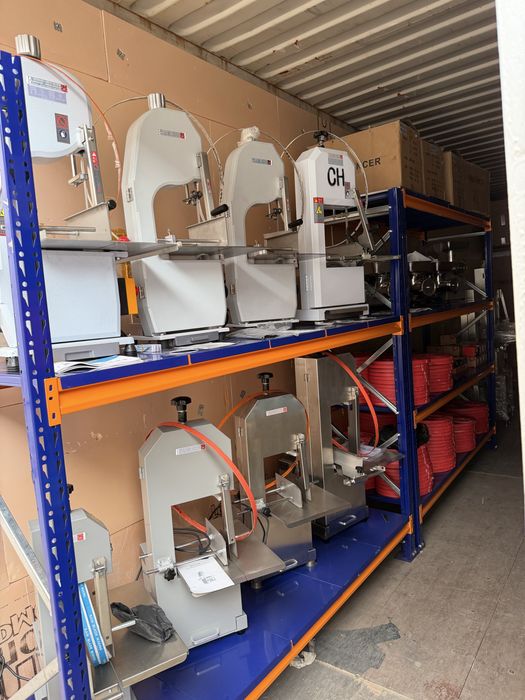 Суяк кесадигон апарат. Мясорубка Гушт арра. Суяк арра.Пила для мясо.