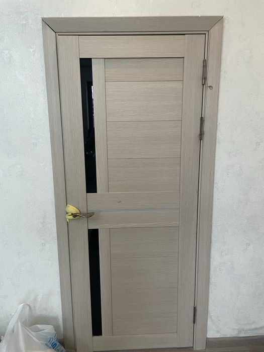 Есік Двери.