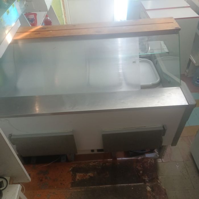 Холодильник и морозильная камера