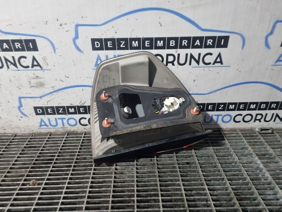 Stop Dreapta BMW X3 E83 Facelift 2006 - 2010 SUV 4 Usi (1368) Bec clasic