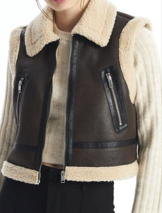 Жилет коричневый