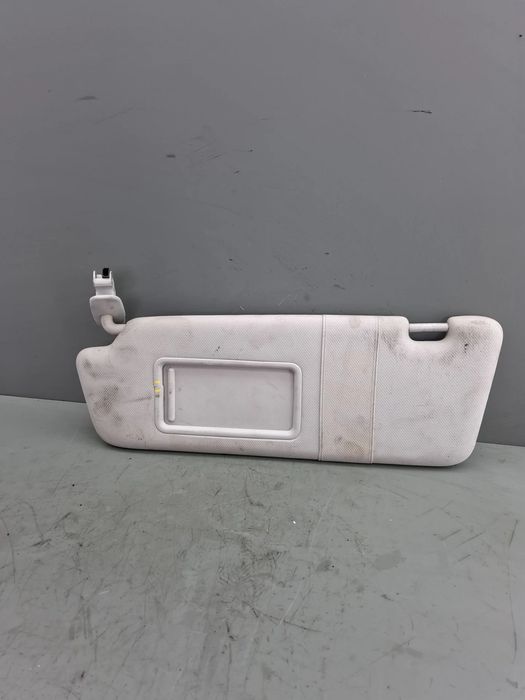 Parasolar stanga 8K0 857 551 DEFECT Audi A4 2008