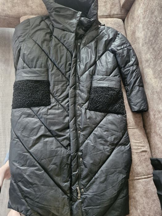 Продам пуховик в идеальном состоянии