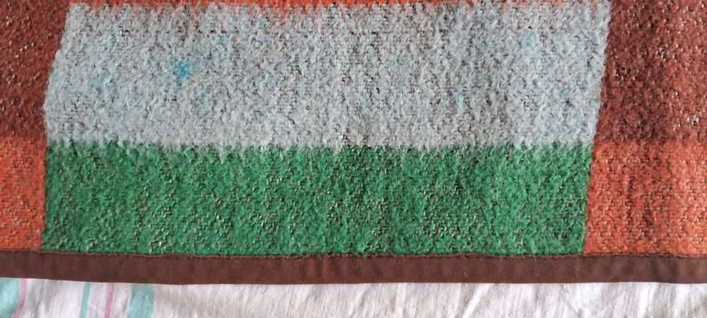 ОДЕЯЛО ТЁПЛОЕ 100% шерстьдвухспальное,размер 140×220 СССР