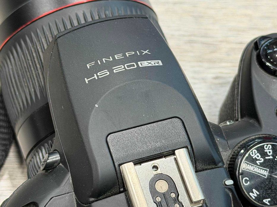 Фотоапарат Fujifilm FinePix HS20 EXR+ EF-42